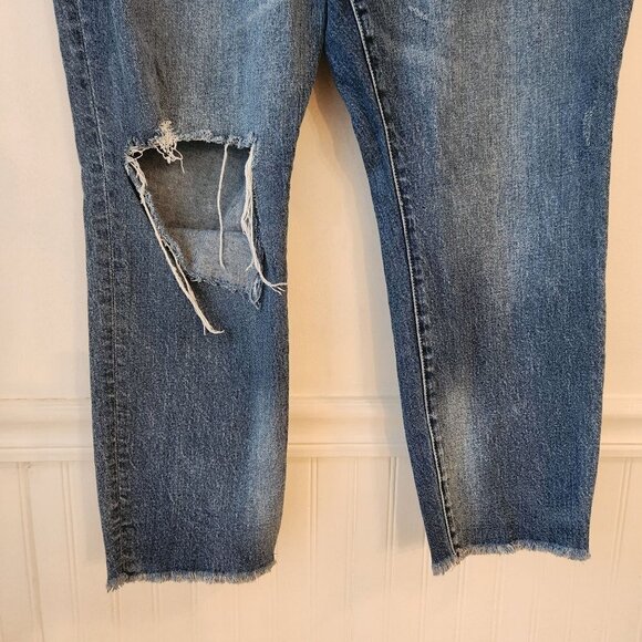 Torrid Denim High-Rise Straight Jeans Button-Fly Medium Wash Women's Size 18 - Picture 3 of 9